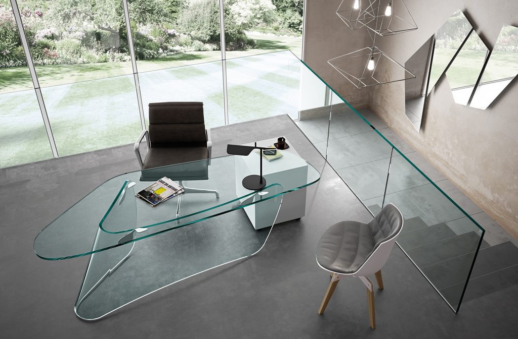 Scrivania in Vetro: Modelli e Caratteristiche di Design