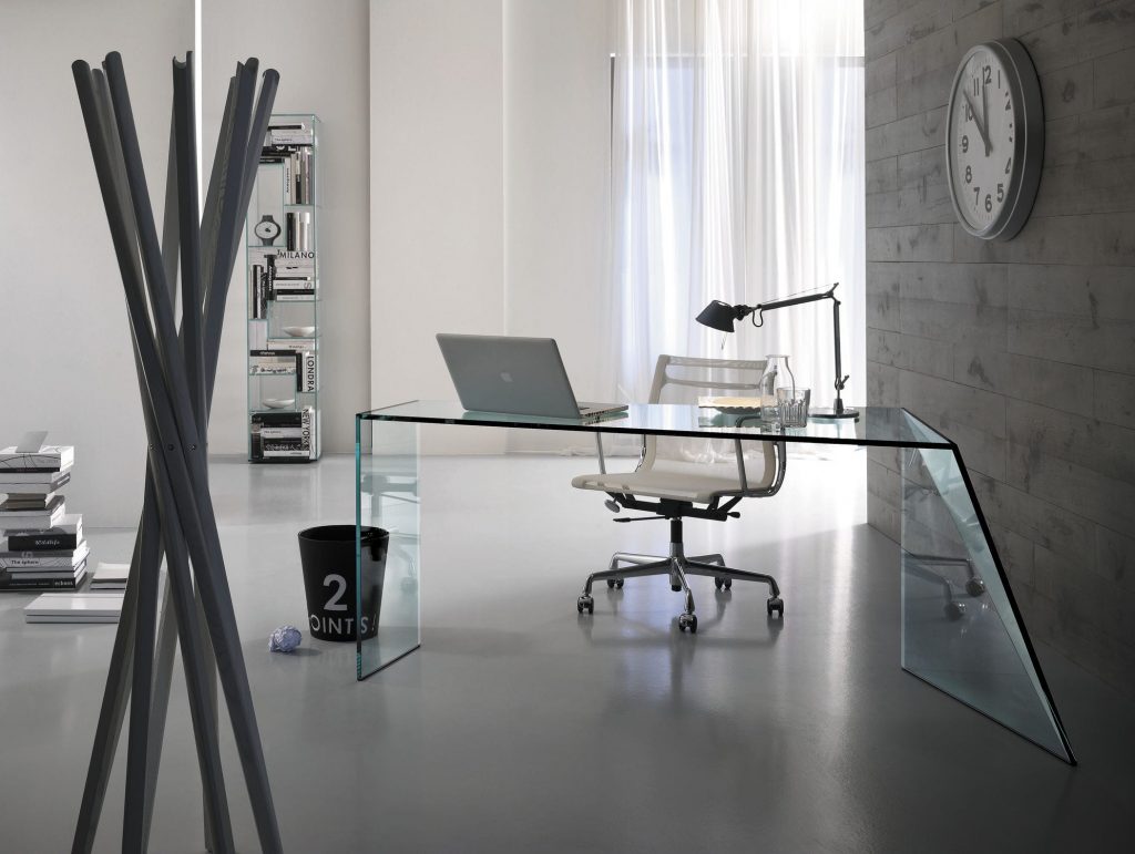 Scrivania in Vetro: Modelli e Caratteristiche di Design
