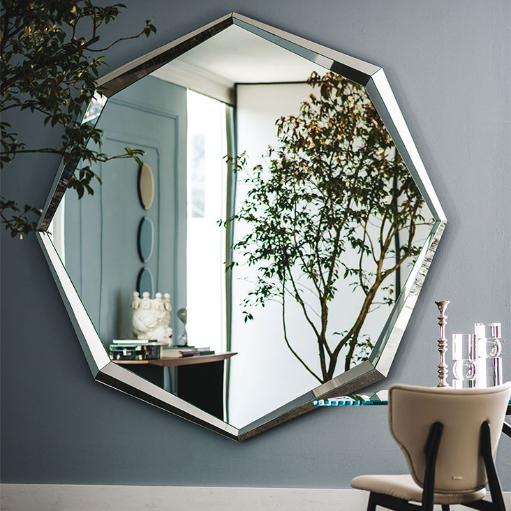 modern-mirror-emerald-cattelan-italia-1