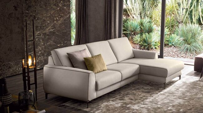 newman-felis-sofa-with-deckchair