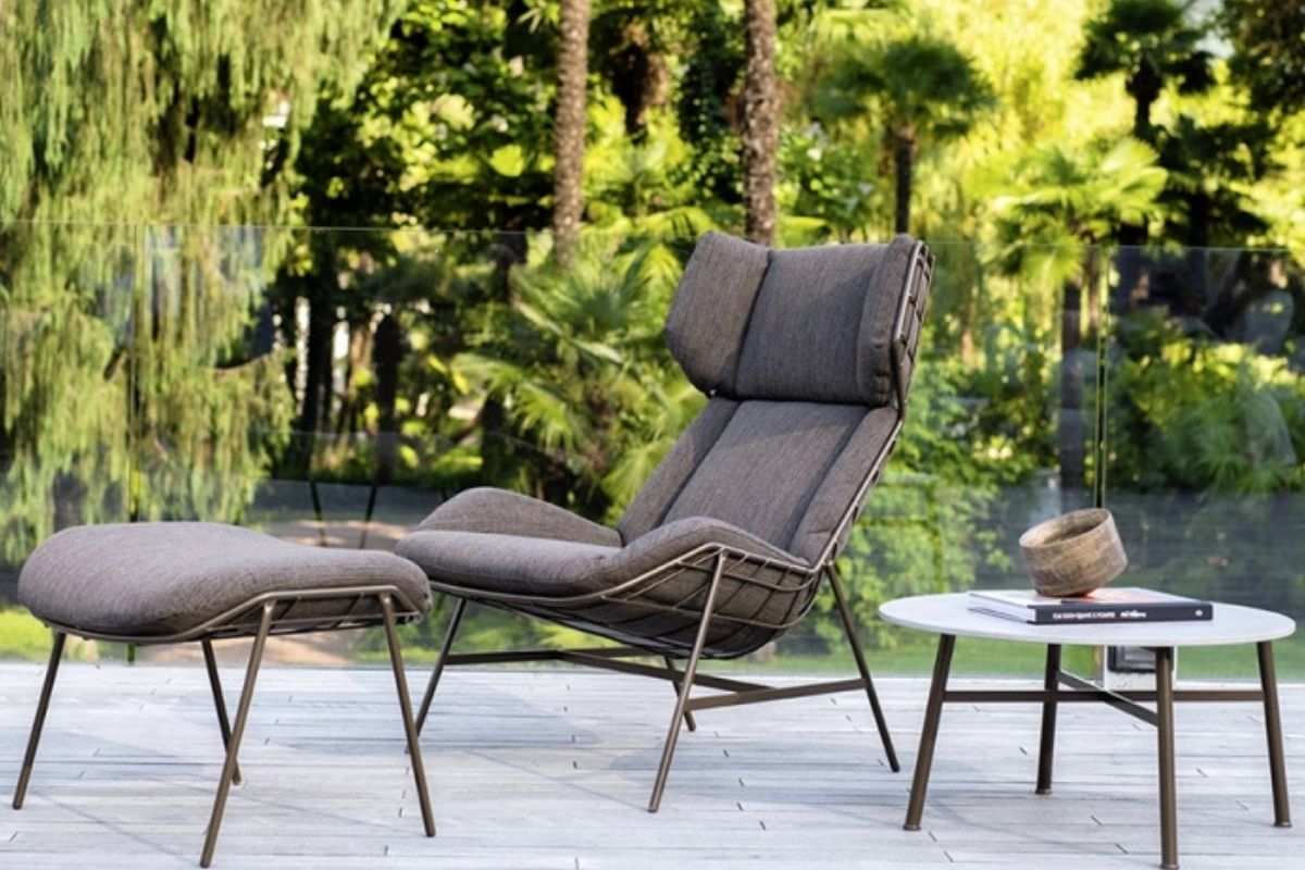 Outdoor fabric maintenance
