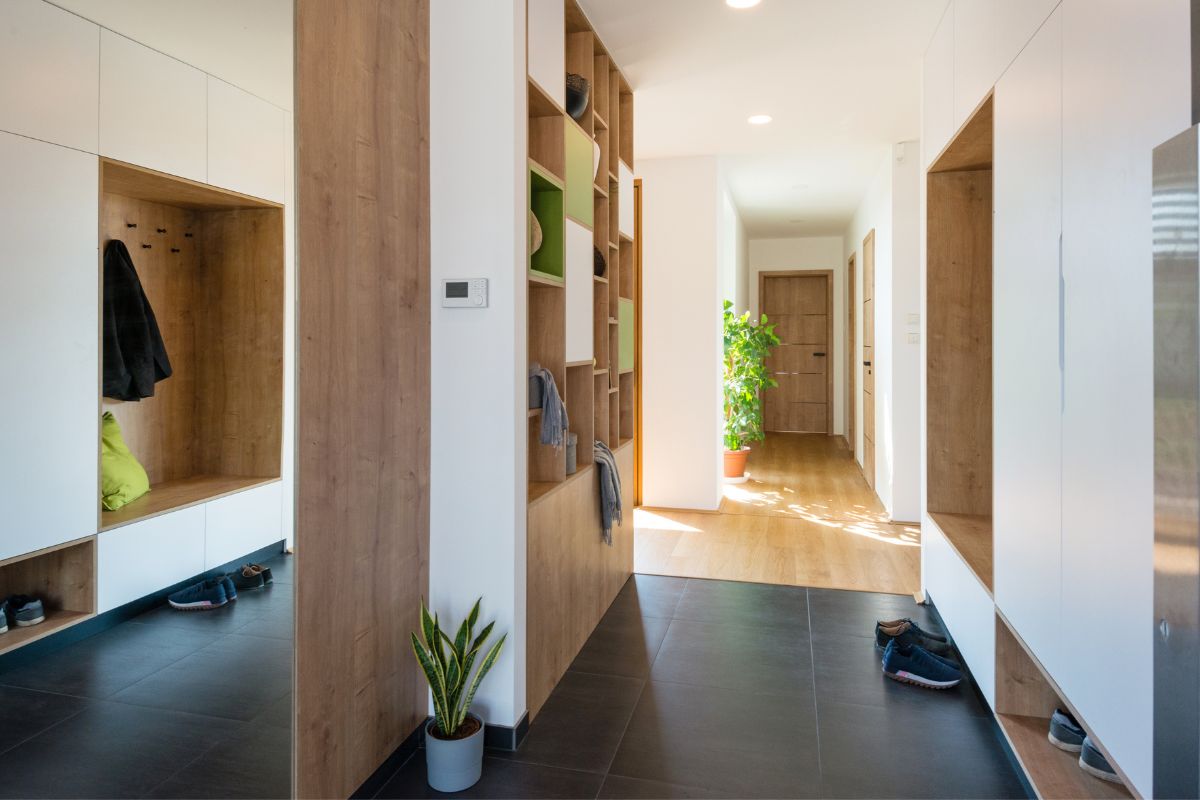 Furnishing the entrance