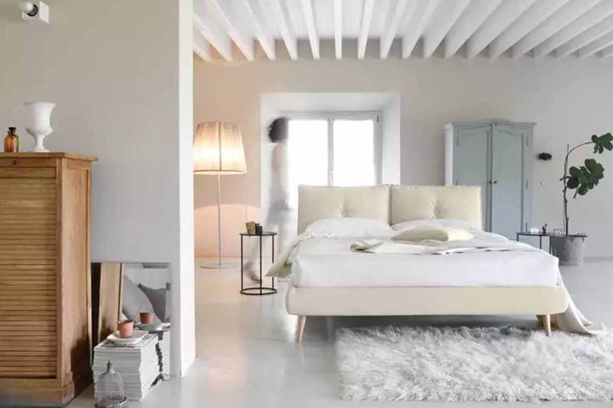 Enjoying comfortable reading: choosing the right bed for bed reading