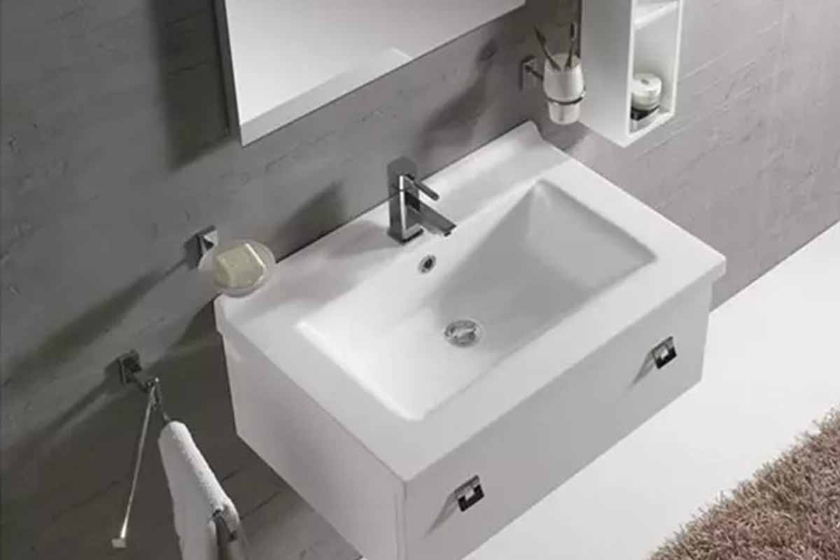 Top bagno in resina