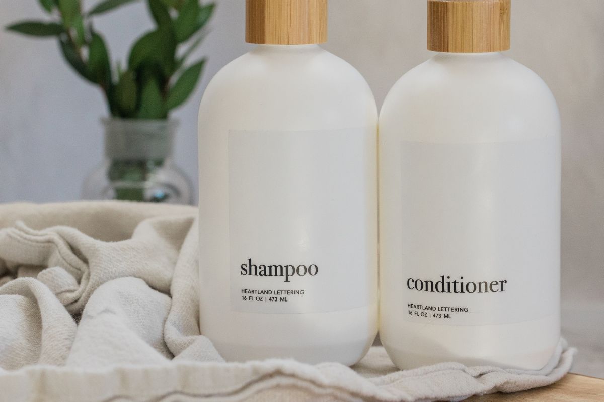 Caddy douche pour poser shampooing et gel douche
