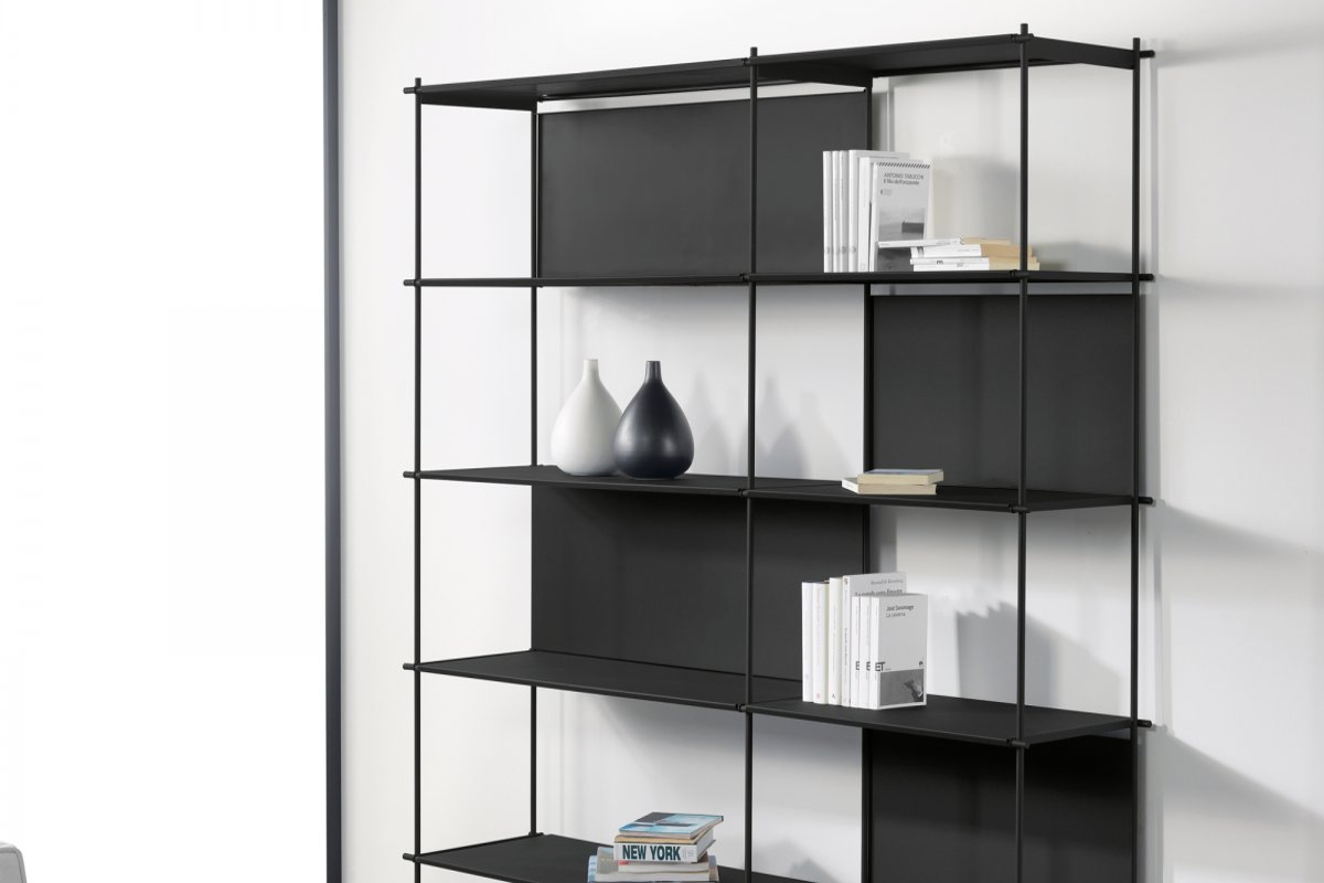 color ardesia nell'arredamento - libreria con struttura color ardesia