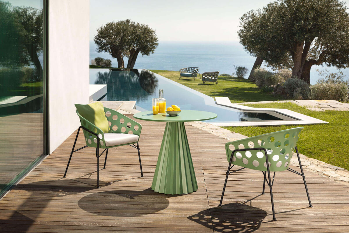 cucina verde - poltrona in metallo verniciato verde