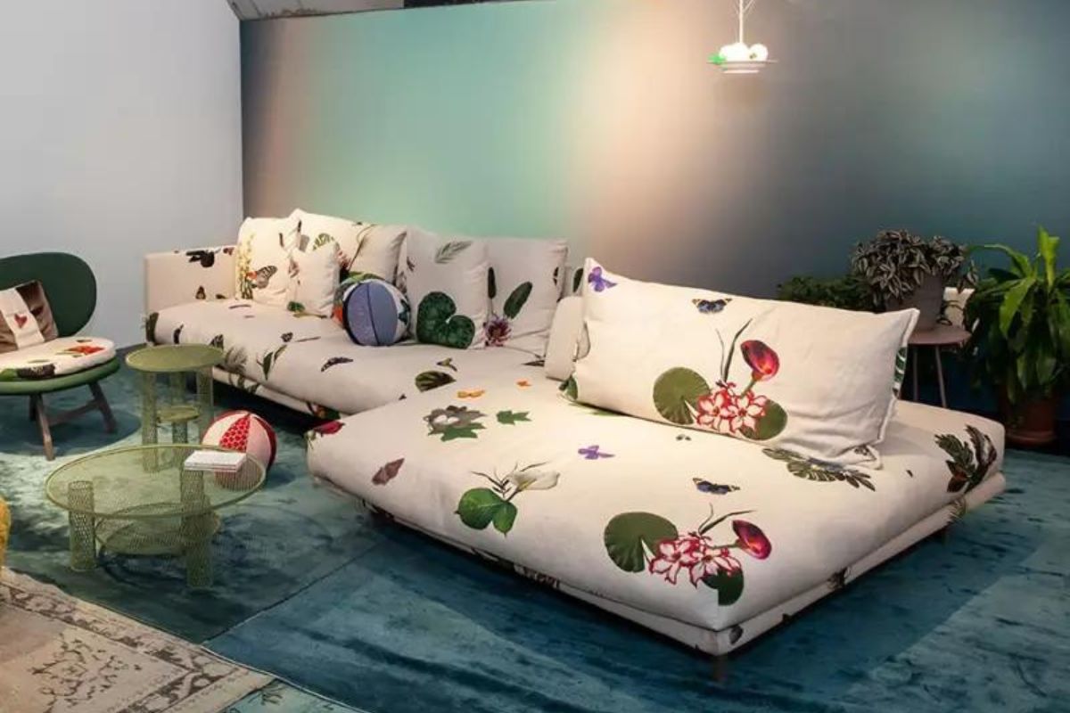 How to choose a sofa colour