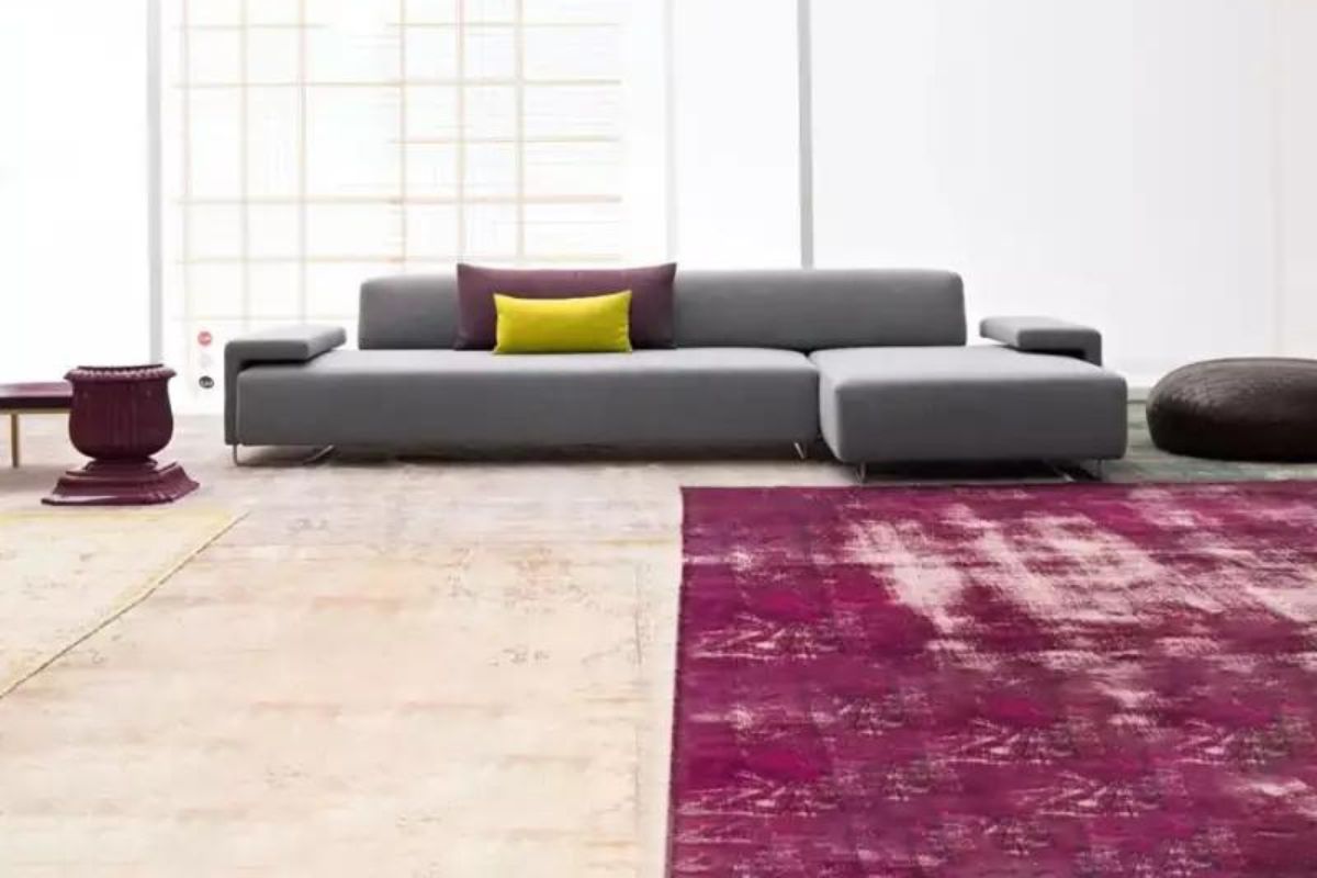 How to choose a sofa colour