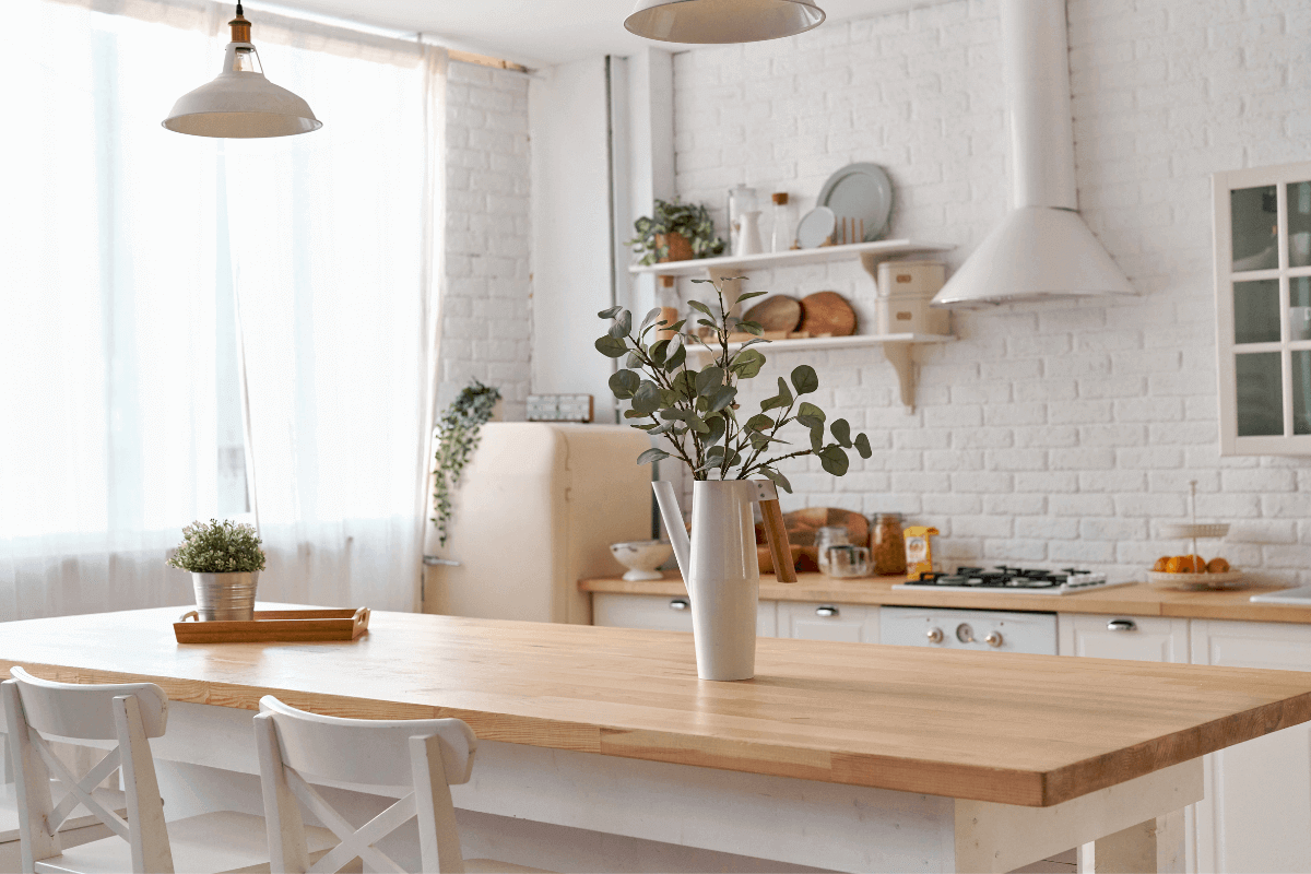 Which chairs to match a solid wood table?