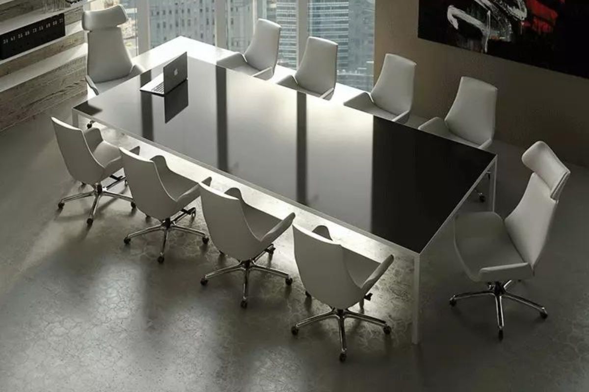 Coworking office furniture: tips from Arredare Moderno