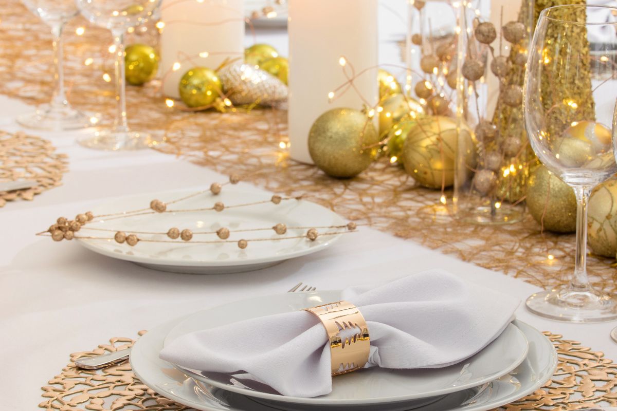 LUXURY Christmas Furnishing Trends