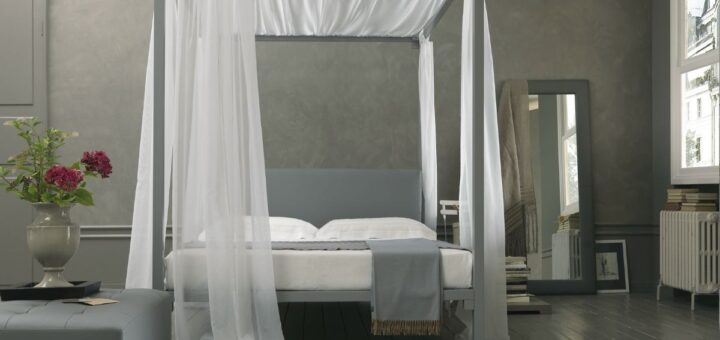Letto in stile veneziano