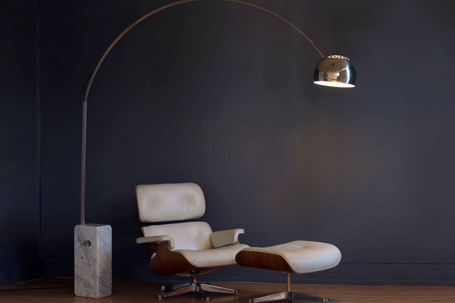 oggetti di design famosi iconici - Lampada Arco di Flos