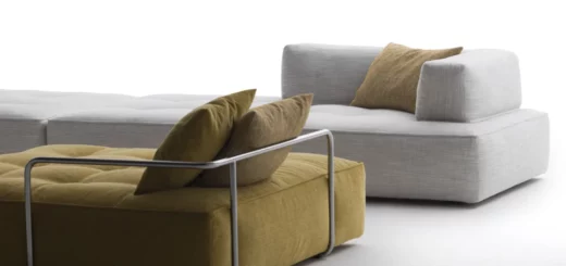Sofa Melvil von Désirée mit separaten Rückenlehnen und niedrigen Sitzen