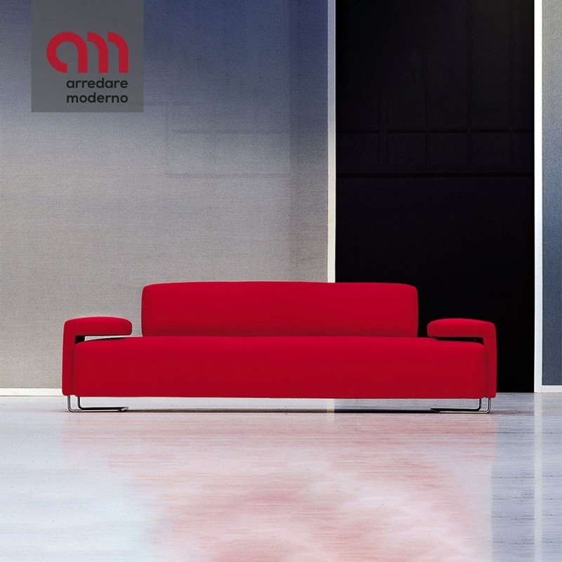 Divano Lowland di Moroso disegnato da Patricia Urquiola